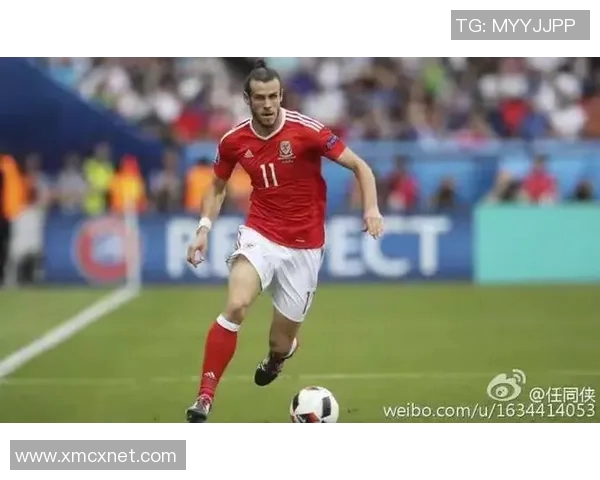 八位足球巨星名字背后的传奇故事与精彩瞬间解析